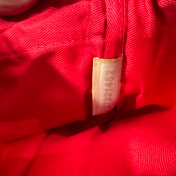 ❤️❤️Dooney & Bourke Red Canvas Crossbody -❤️❤️ - Picture 11 of 11